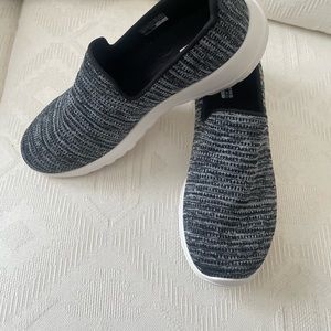 Brand New Sketchers Size 9